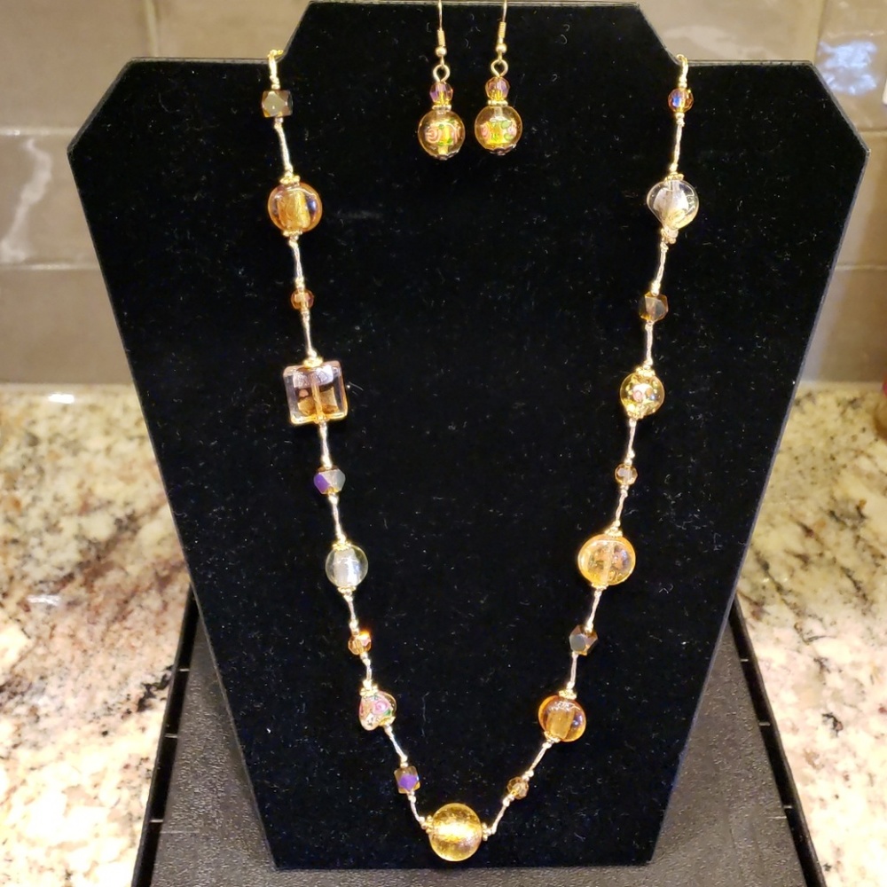 Premier Designs Secret Garden necklace